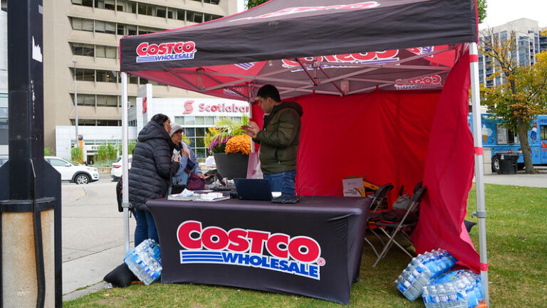 53630673140_f0f535ca45_c